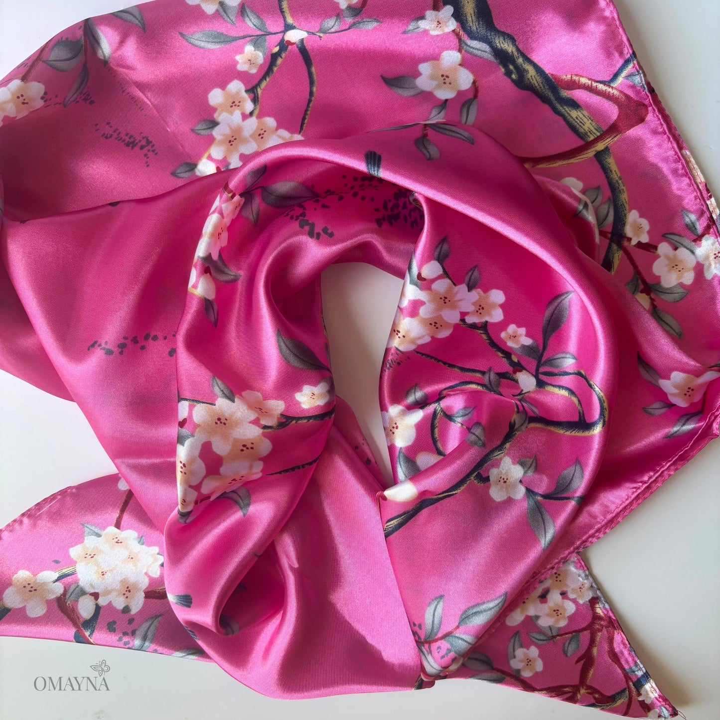 Gift Box - Bracelet, Scarf & Scented Candle | Pink Tones