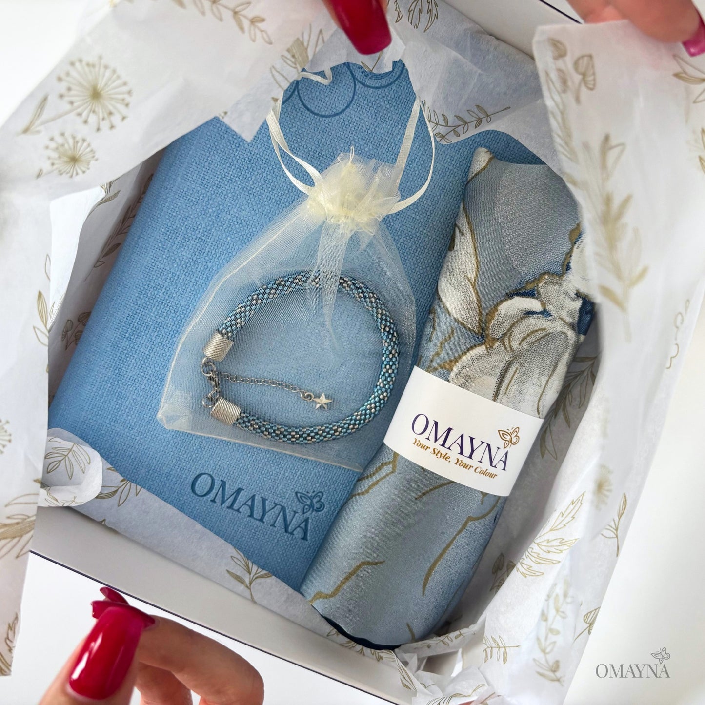 OMAYNA jewellery set with bracelet, notebook and scarf in a gift box in blue