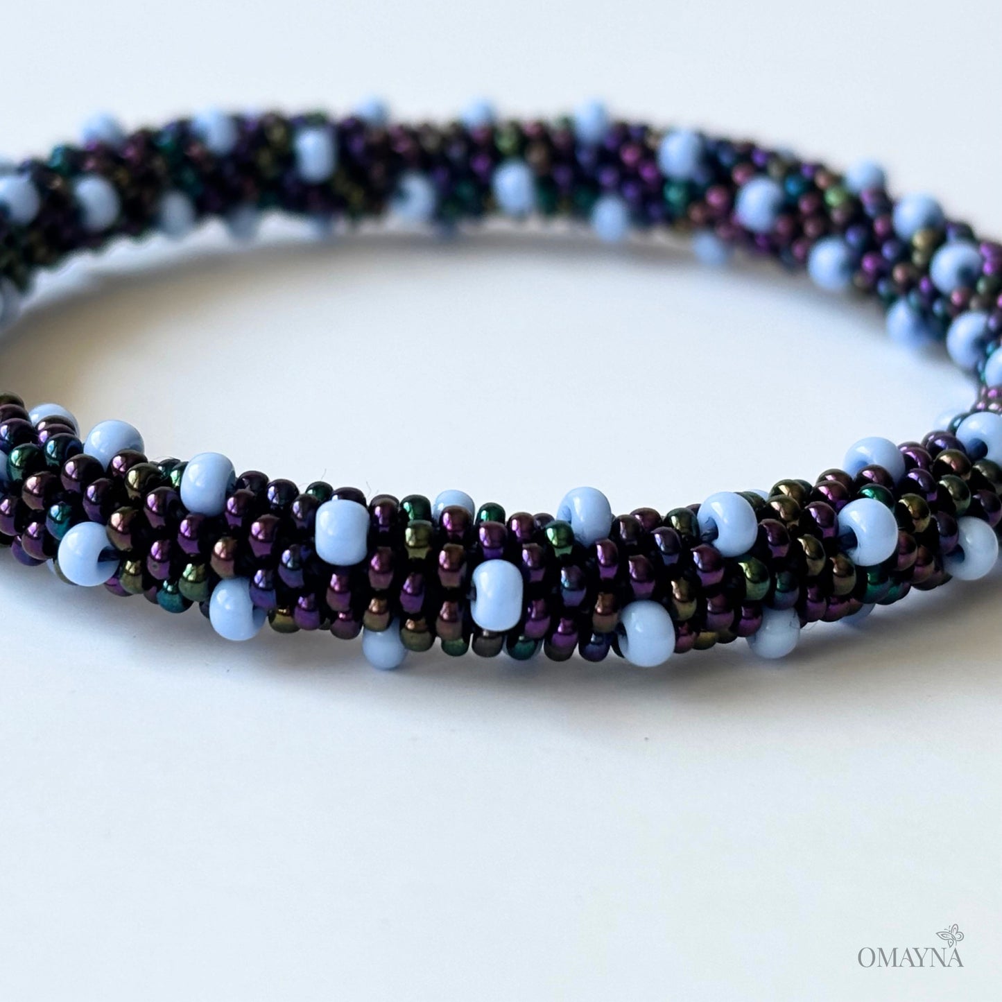 Vera Bracelet in light blue & shades of blue - close-up
